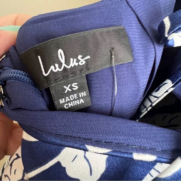Lulus NWT Elevated Occasion Navy Satin Floral Cowl Tie-Back Dress Size XS - Picture 7 of 8